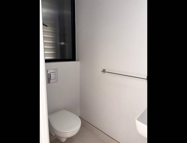 2 BEDROOM APARTMENT FOR SALE IN UMHLANGA RIDGE